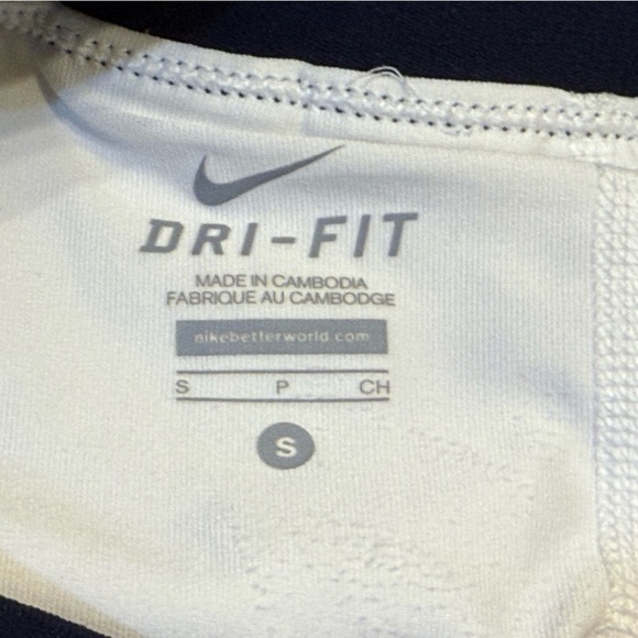 Nike Pink and White Skirt for Active Style - Picture 3 of 12